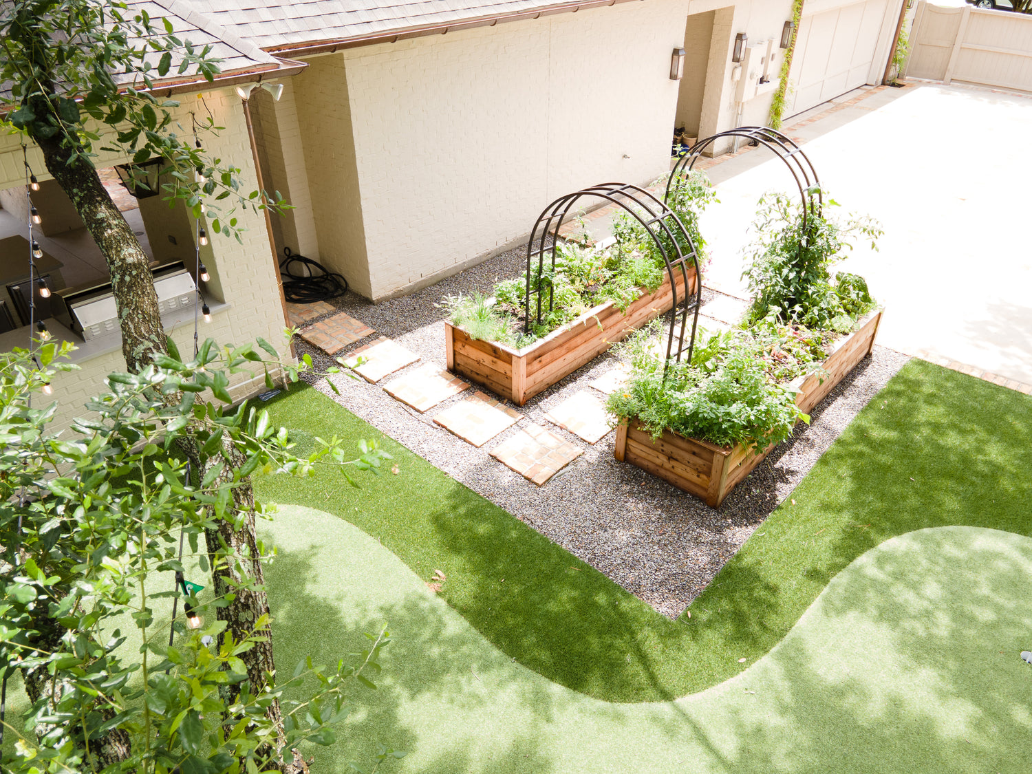 Nicole Twin Cedar Garden Bundle