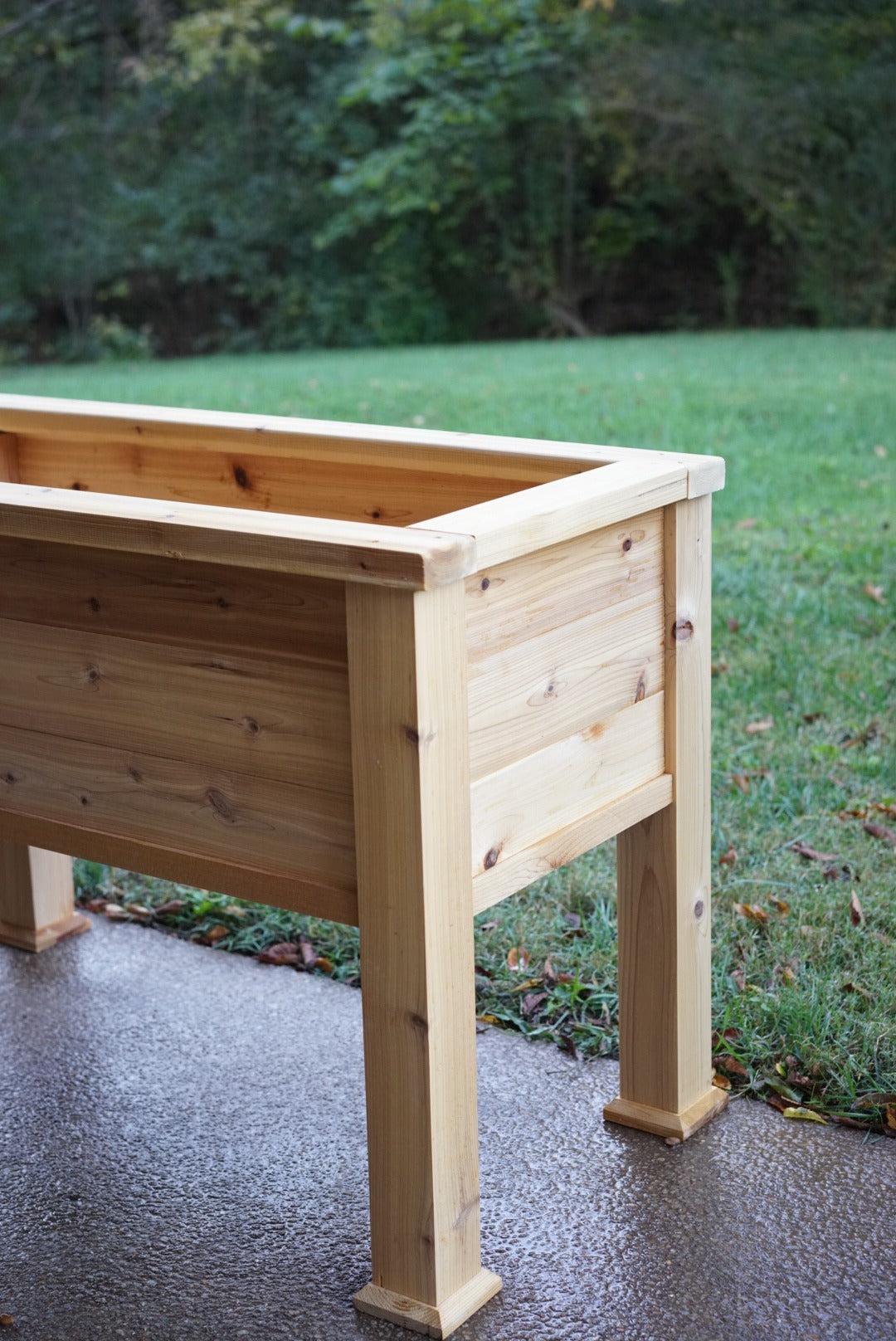 Cedar Standing Planter with Trim
