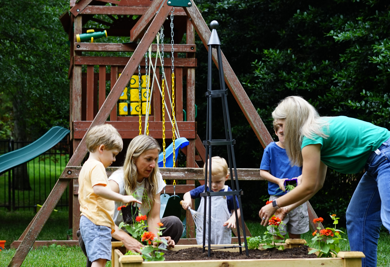 Kids' Kitchen Garden & Trellis Bundle