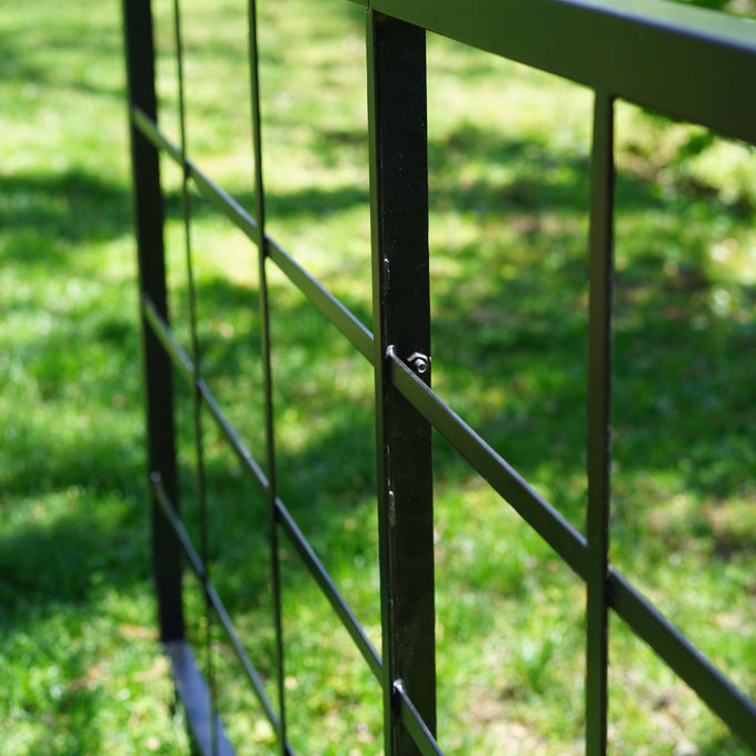 Nicole Panel Trellis