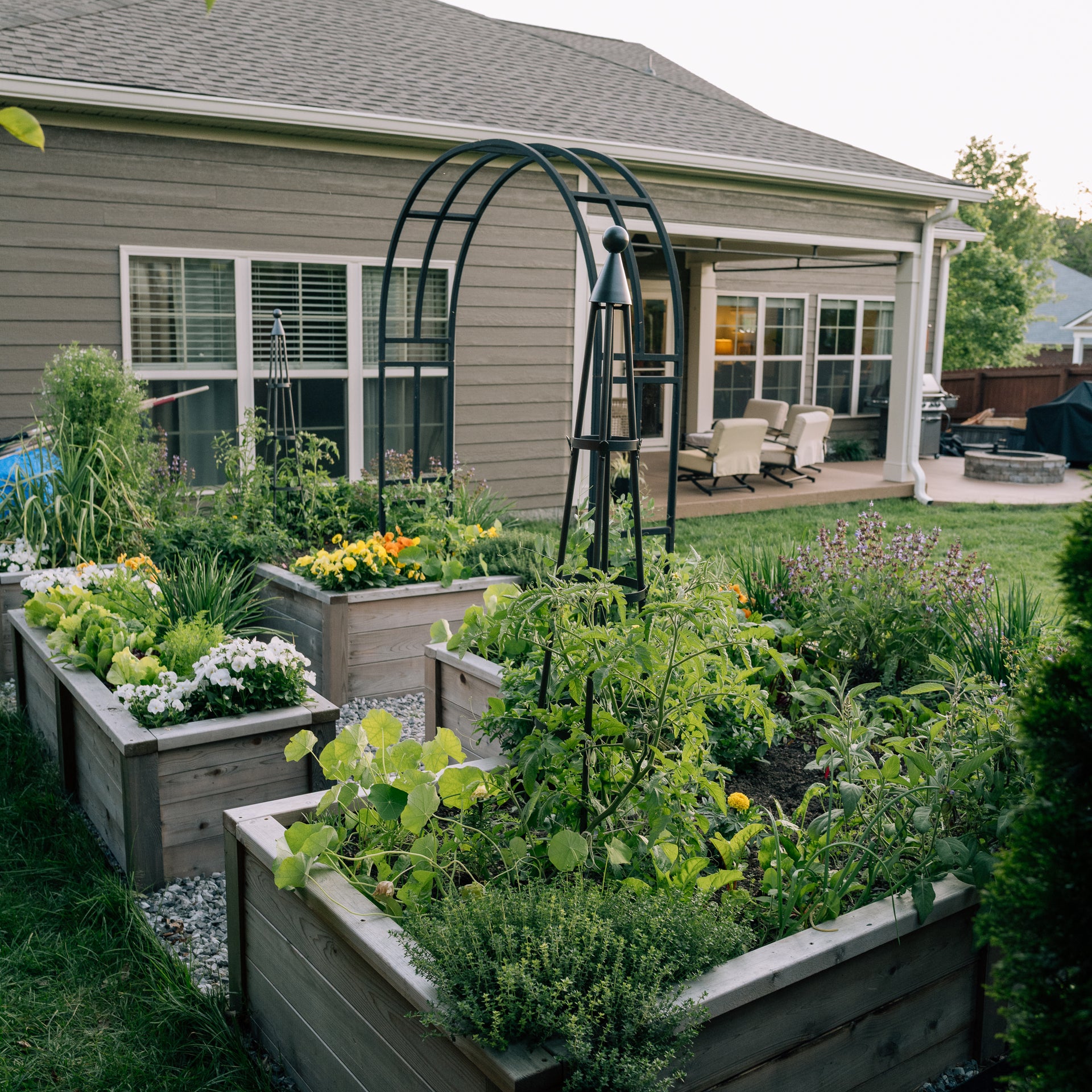 Gardenary L-Shape Cedar Kitchen Garden Raised Bed