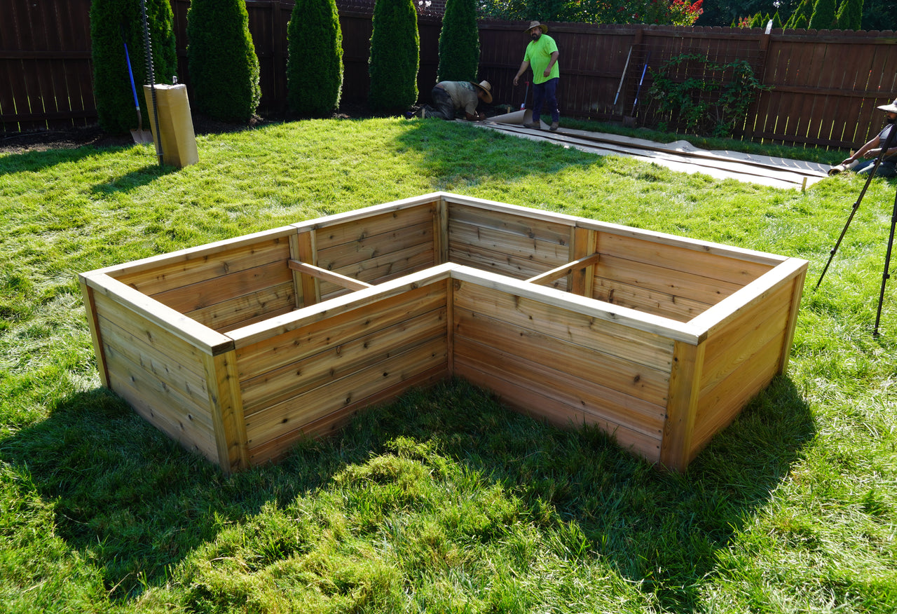 Cedar Panel Raised Bed L Shaped Garden with Trim