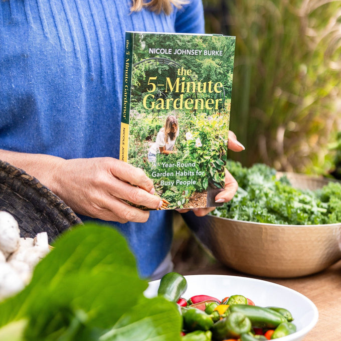 The 5-Minute Gardener by Nicole Burke