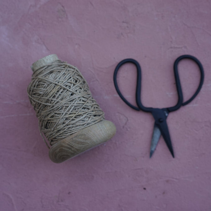 Wooden Spool with Twine an Scissors