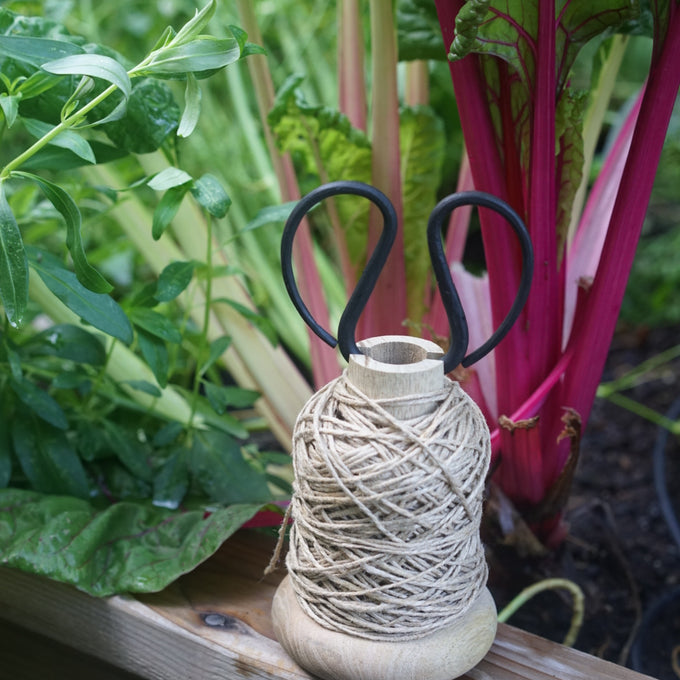 Wooden Spool with Twine an Scissors